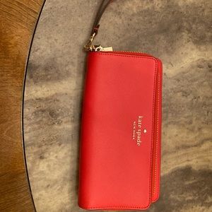 Kate Spade large carry wristlet